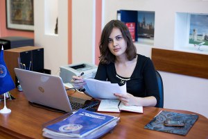 Юристконсульт Негосударственного центра бесплатной юридической помощи Аметова Алиме